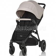 Britax B-Motion 4 Plus  Sand Beige